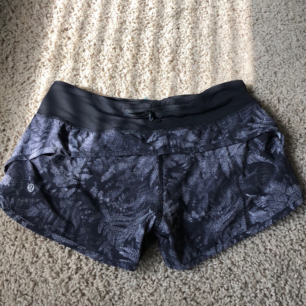 RARE Black and grey Lulu Lemon shorts